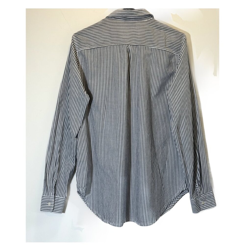 Women Gray | White Classic  Shirt Size: L - Picture 5 of 6